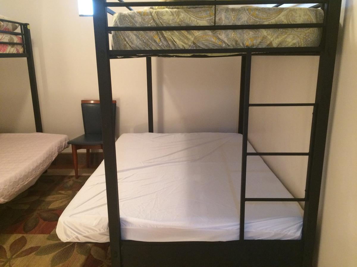 Garapan Guest House Сайпан Екстериор снимка