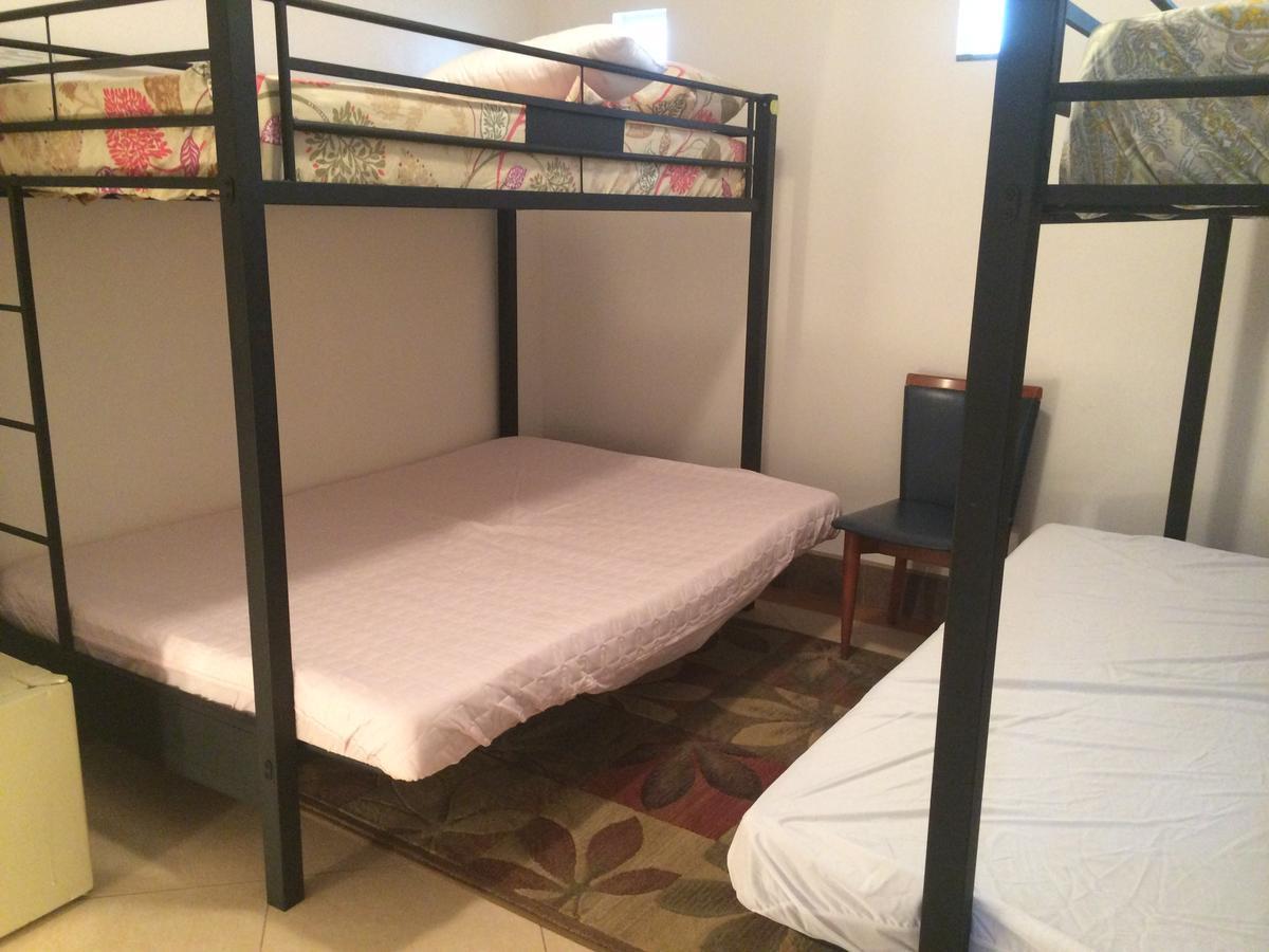 Garapan Guest House Сайпан Екстериор снимка